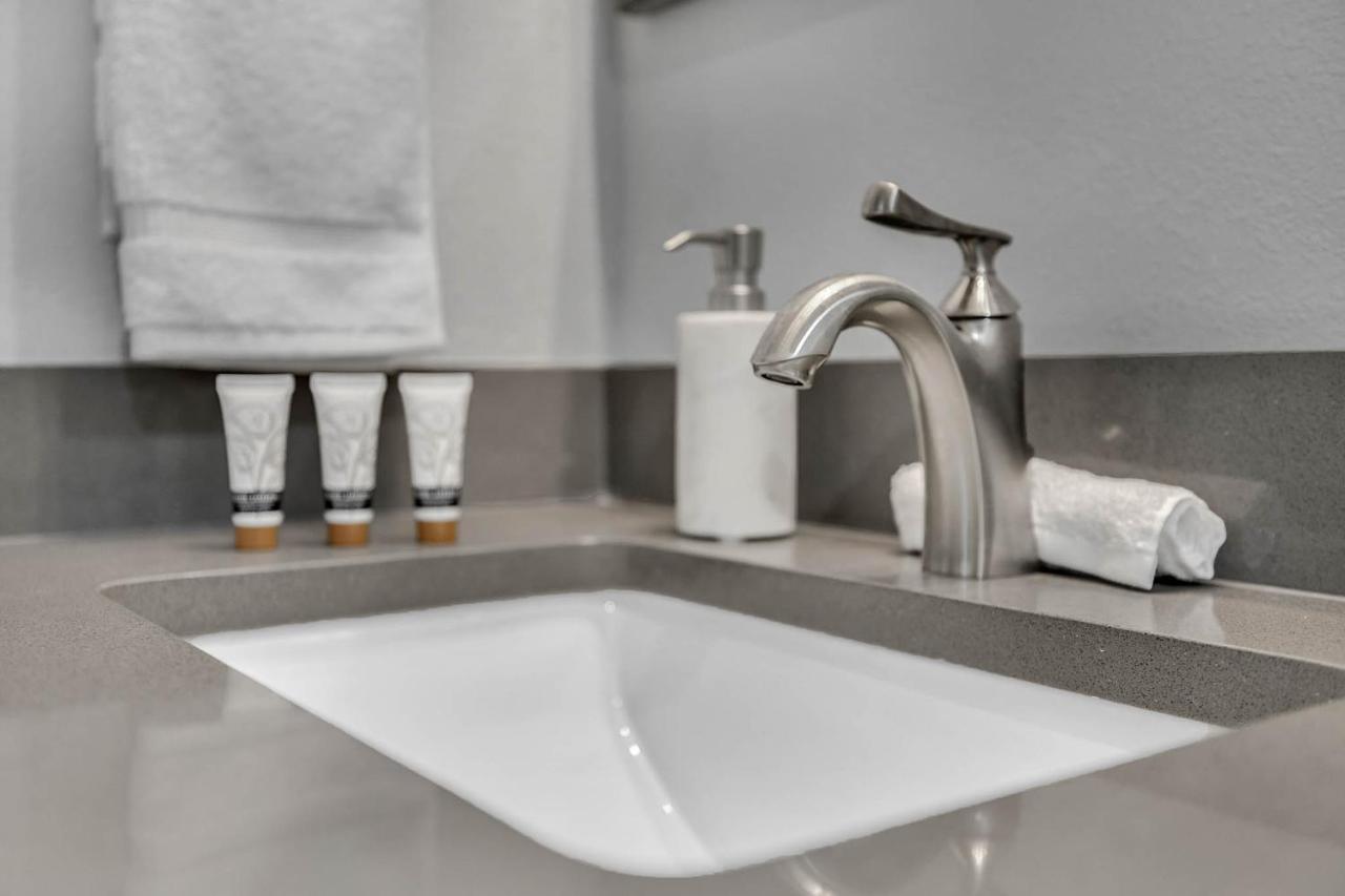 New 1/1 :Loft Minutes From Heart Of Tampa -Unit C Apartment Luaran gambar
